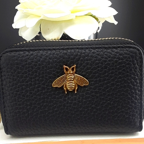 Black Bee Cardholder - Picture 2 of 9